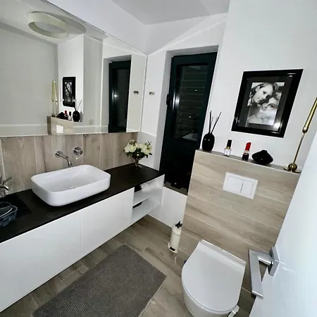 View House Okrug With Pool 别墅