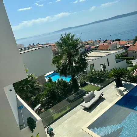 别墅 View House Okrug With Pool