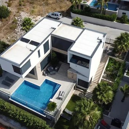 View House Okrug With Pool Villa