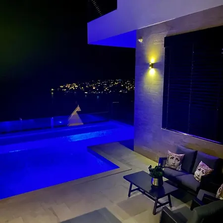 别墅 View House Okrug With Pool *