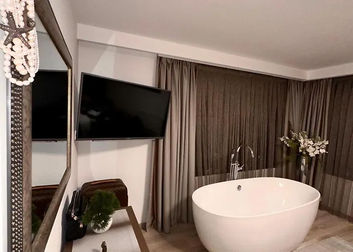 Villa View House Okrug With Pool